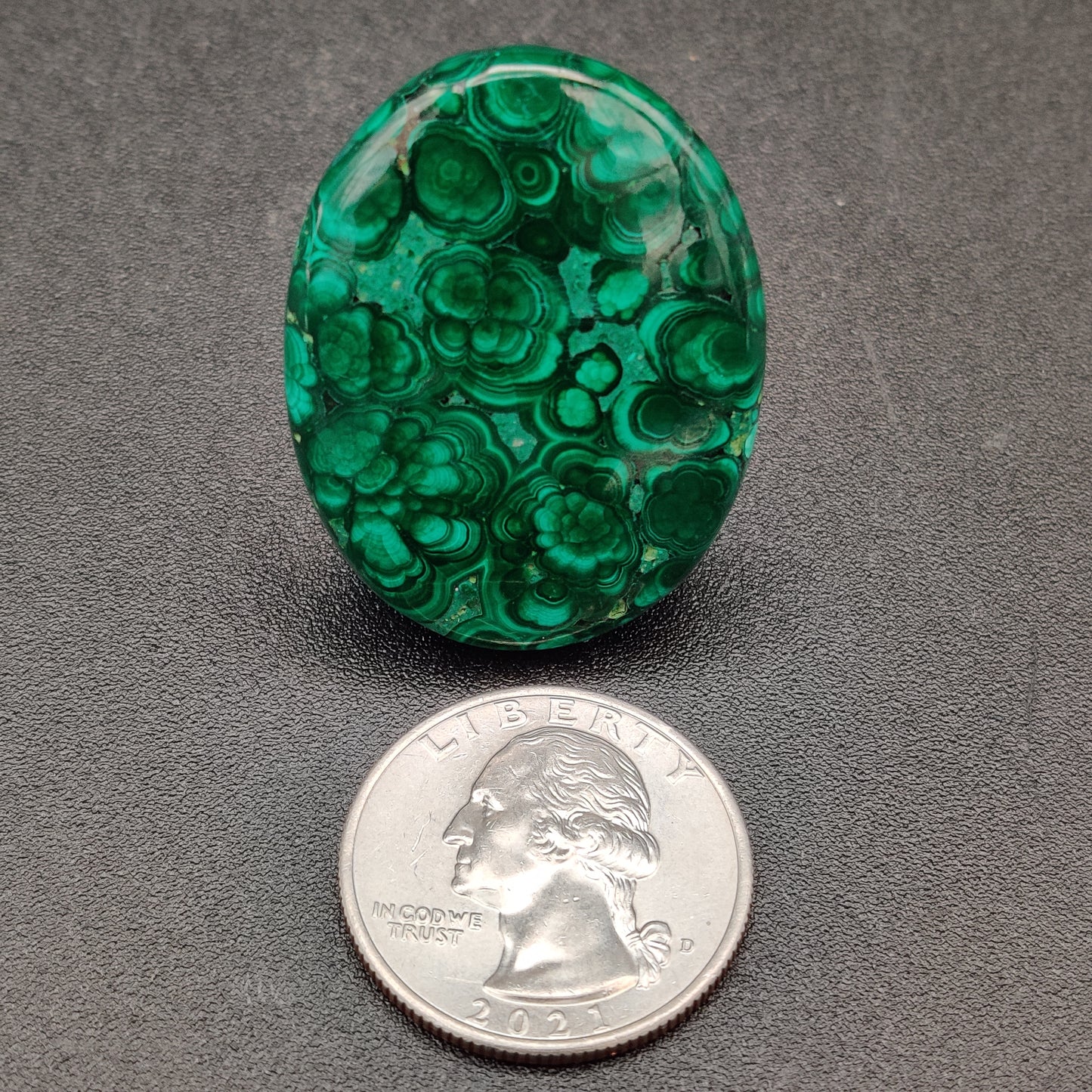 Malachite Cabochon 92.8 carats (18.56g)